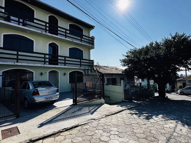 Imagem 13: Prédio residencial com renda - São José - SC