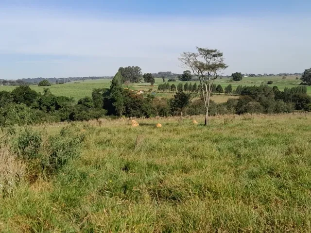 Imagem 2: Sitio em boituva 20 mil metros Casa 2 dormitório Sala Cozinha Banheiro Varanda Casa