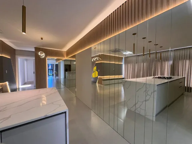 Imagem 6: BELÍSSIMO APARTAMENTO COM 3 SUÍTES E 3 VAGAS NO CENTRO DE TIMBÓ/SC