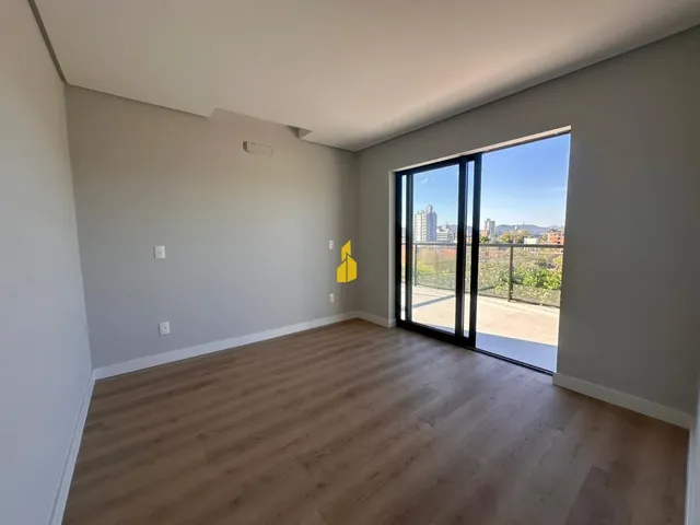 Imagem 12: BELÍSSIMO APARTAMENTO COM 3 SUÍTES E 3 VAGAS NO CENTRO DE TIMBÓ/SC