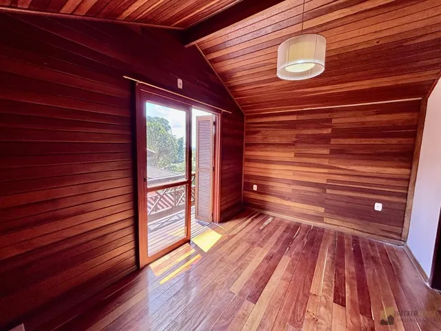 Imagem 8: Casa à Venda no Condomínio Vivendas da Serra em Canela