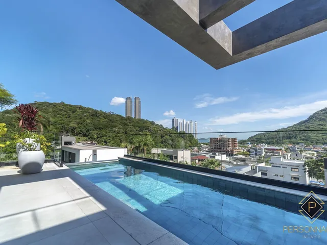 Imagem: Casa à venda no bairro Barra - Balneário