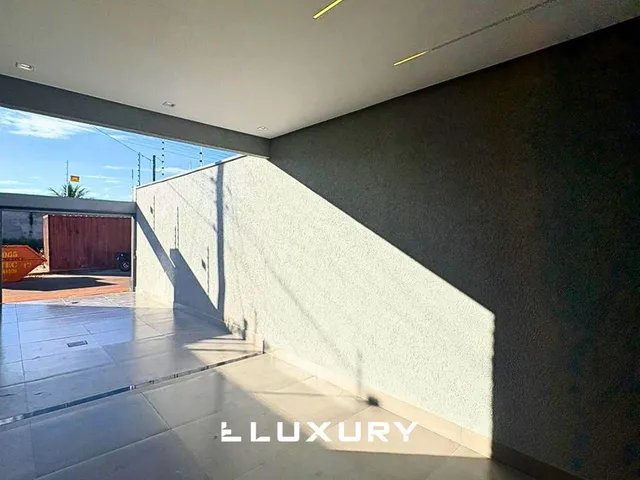 Imagem 3: Casa com Piscina e Área Gourmet no Residencial Monte Azul