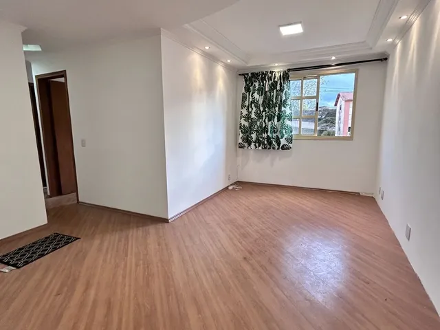 Imagem: O apartamento possui 2 Dormitórios, 1 Banheiro, 1 Vaga na