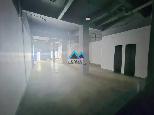Imagem 3: Loja ampla, com 265 m², para venda e locação no Humaitá