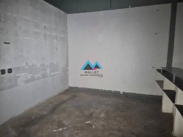 Imagem 13: Loja ampla, com 265 m², para venda e locação no Humaitá