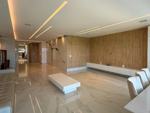 Imagem 9: Apartamento frente para o mar, reformado, 4 quartos, 3 suítes, 329m², 4 vagas, varanda