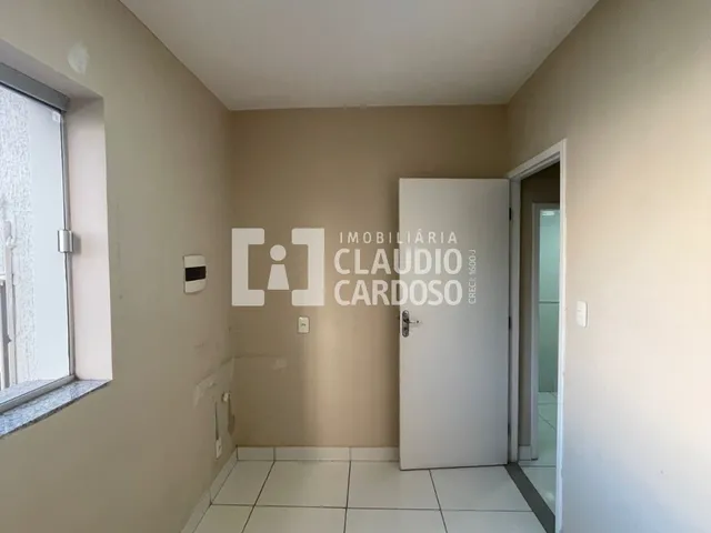 Imagem 15: Alugo excelente ponto comercial em localização privilegiada, na esquina da Avenida