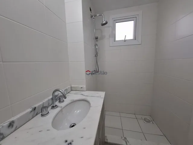 Imagem 4: Apartamento para aluguel em Canoas, Niterói - Área Urbana com piscina e academia