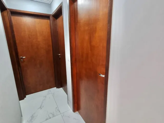 Imagem 13: Aluguel de Apartamento de 3 Quartos com Suíte, Varanda Gourmet e 2 Vagas na Garagem em