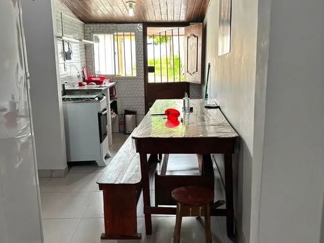 Imagem 2: Casa com Quintal Grande à Venda no Bairro do Telégrafo