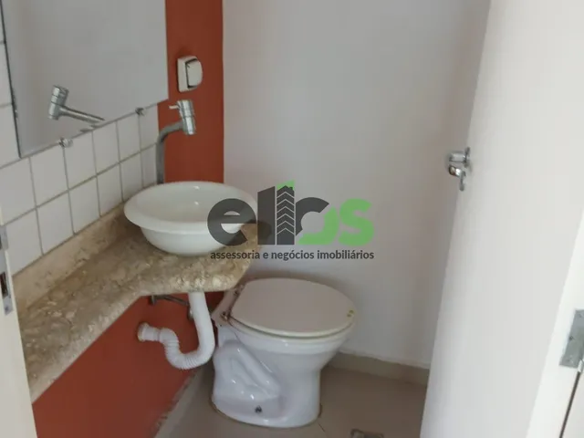 Imagem 2: Casa com 03 dormitórios, 01 suíte e 02 demi, churrasqueira, planejados, 199m² para