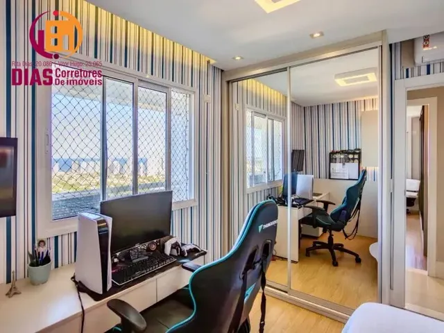 Imagem 16: Vendo impecável Apartamento reformado com 131m2, varanda gourmet vista mar, 4/4, 2 vagas