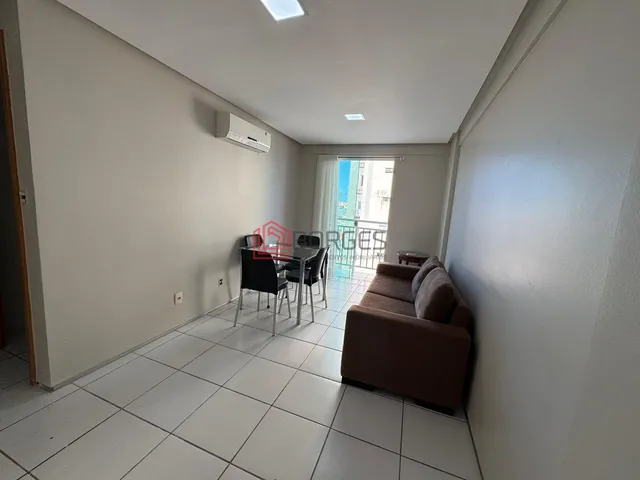 Imagem: O apartamento possui 1 Dormitório, 1 Banheiro, 1 Vaga na