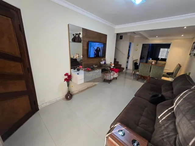 Imagem 6: Sobrado à venda frente para a rua no Novo Mundo com 3 quartos R$ 899.000,00