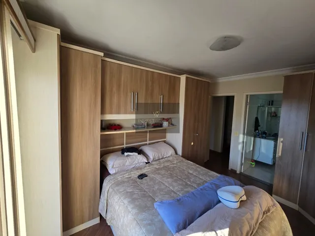 Imagem 13: Sobrado à venda frente para a rua no Novo Mundo com 3 quartos R$ 899.000,00