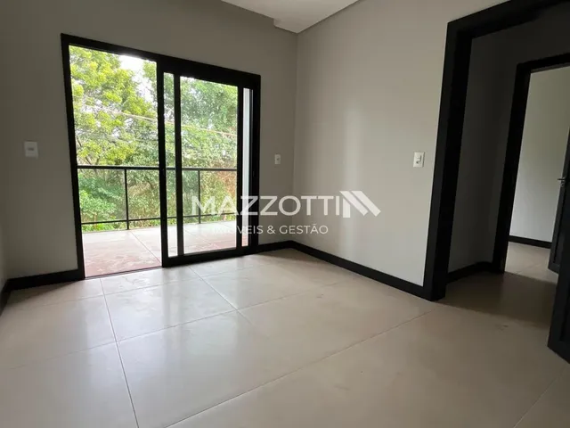 Imagem 2: Sobrado à venda, CIDADE ALTA, MEDIANEIRA - PR