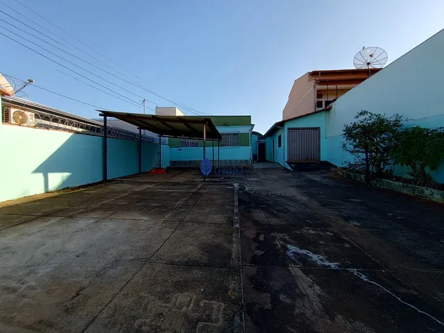 Imagem 13: Espaçosa Casa com 3 Quartos à Venda no Bairro Maracanã - Anápolis-GO
