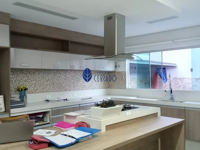 Imagem 7: Sobrado a Venda com 5 suítes à Venda no Anápolis City - Anápolis