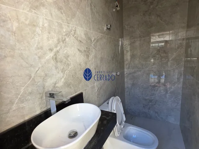 Imagem 4: Casa à Venda no Bairro Jardim Itália – Com Piscina e Área Gourmet│Anápolis