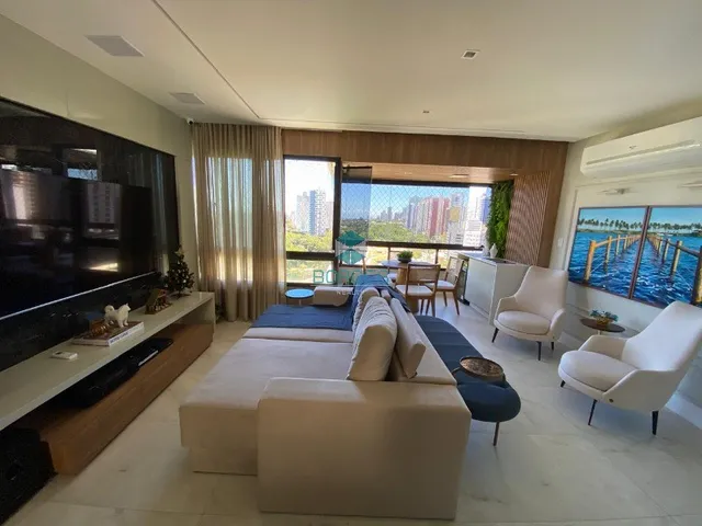 Imagem: O apartamento possui 3 Dormitórios, 1 Suíte, 3 Banheiros,