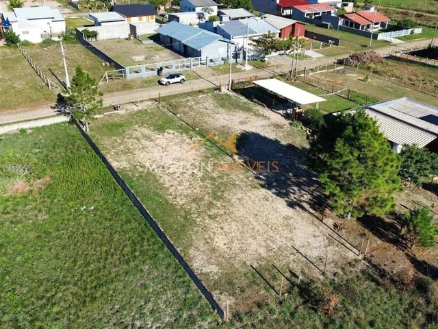 Imagem 11: Amplo terreno aterrado e pronto para construir!
