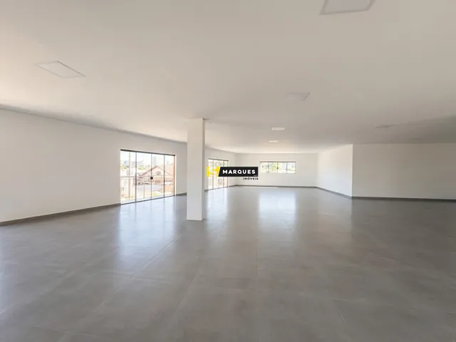 Imagem 5: Ponto Comercial Estratégico de 275m² - Amplo Espaço no Bairro Glória