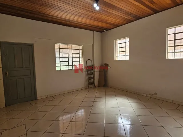 Imagem 14: Casa para Locação em Londrina com Suíte e Amplo Terreno