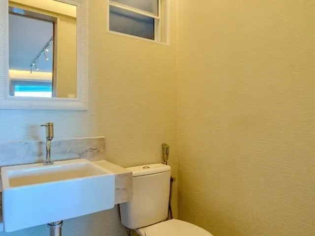 Imagem 6: Vendo lindo Apartamento na Mansão Real no Alphaville com 142m2, 4/4, 3 suítes, 3 Vagas
