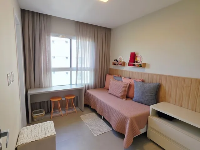 Imagem 11: Vendo lindo Apartamento na Mansão Real no Alphaville com 142m2, 4/4, 3 suítes, 3 Vagas