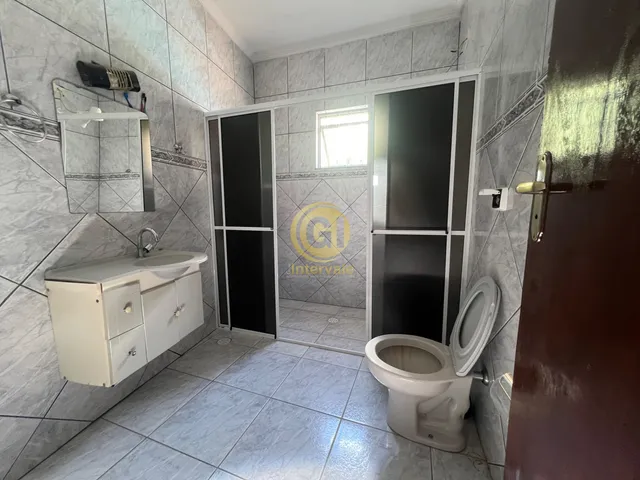Imagem 16: Imperdível Chácara à Venda em Jacareí-SP, Bairro Veraneio Irajá! 4 quartos, 1