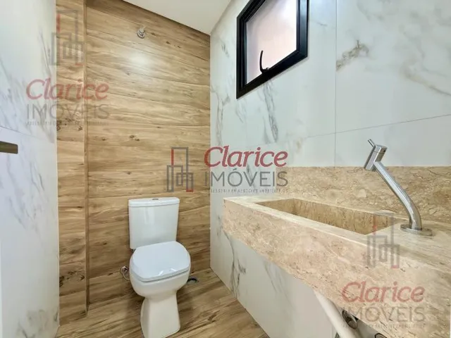 Imagem 11: Sobrado triplex Localizado no Bairro Pedro Moro em São José dos Pinhais, com 142,76m2