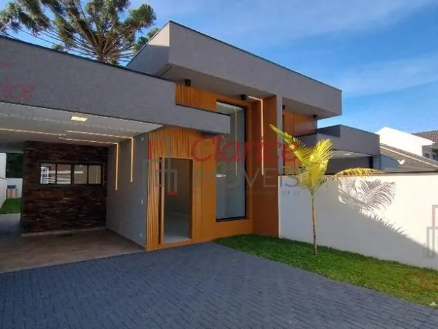 Imagem 4: Casa Alto Padrão, localizada em São José dos Pinhais, na Rua Carlos Milano, atrás da