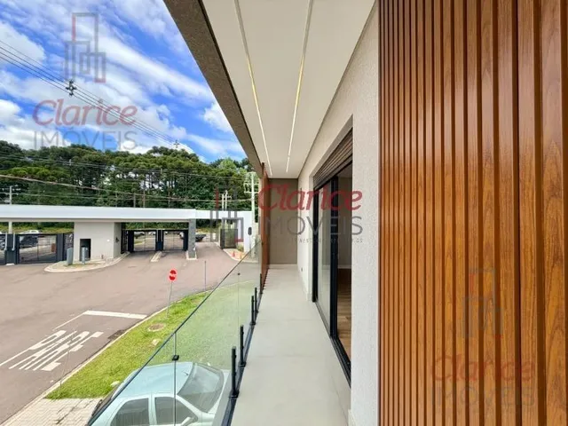 Imagem 2: Sobrado maravilhoso, novo, conceito aberto com 3 suítes, estilo moderno, e dentro de um