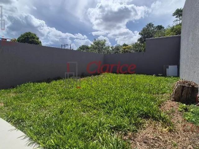 Imagem 15: ENDEREÇO PRIVILEGIADO! Pontos fortes: Localização e estilo da casa. Casa nova, estilo