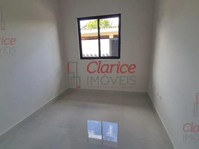 Imagem 3: ENDEREÇO PRIVILEGIADO! Pontos fortes: Localização e estilo da casa. Casa nova, estilo