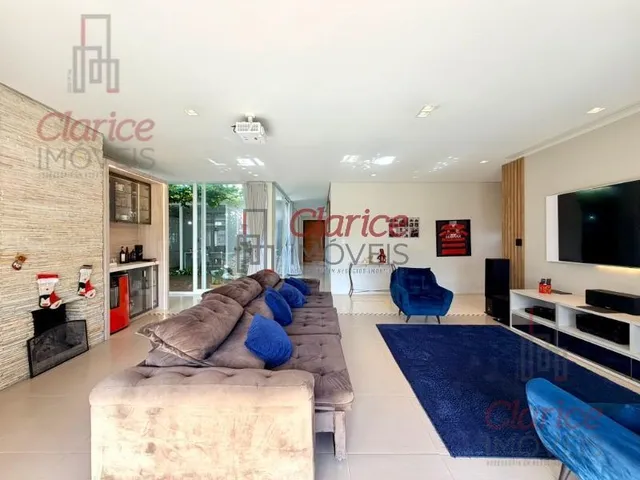 Imagem 11: Casa térrea, mansão, com 646m2 de area construída em terreno de 2.500m2. Planta