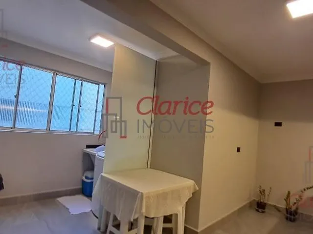 Imagem 3: Venha conhecer este maravilhoso apartamento reformado à venda! Com 3 quartos, sendo 1