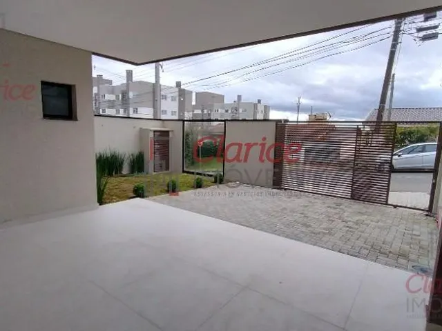 Imagem 16: Sobrado com excelente padrão de acabamento, localizado no Bairro Boneca do Iguaçu em