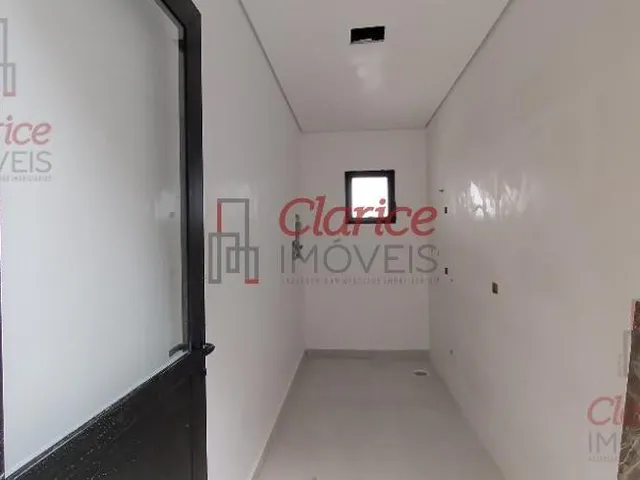 Imagem 5: Sobrado com excelente padrão de acabamento, localizado no Bairro Boneca do Iguaçu em