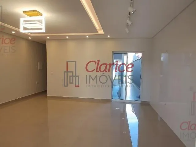 Imagem 2: Excelente oportunidade de adquirir a casa térrea! Com uma localização privilegiada e