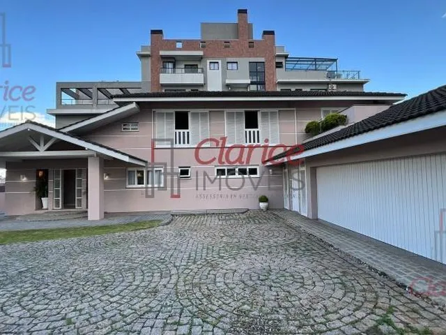 Imagem: Casa ampla e terreno enorme no centro de