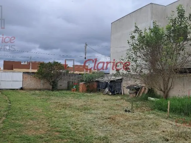 Imagem 10: Excelente terreno com edicula nos fundos metragem 408 metros total, localizado rua