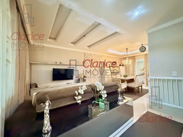Imagem 13: Mobiliado - Lindo sobrado duplex, com terraço, localizado no bairro Braga em São José