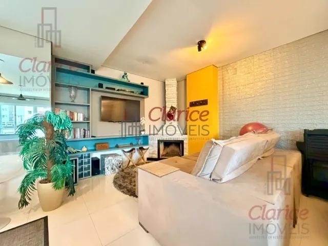 Imagem 11: Mobiliado - Lindo sobrado duplex, com terraço, localizado no bairro Braga em São José