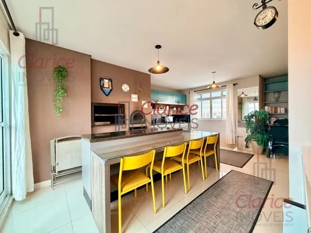Imagem 15: Mobiliado - Lindo sobrado duplex, com terraço, localizado no bairro Braga em São José