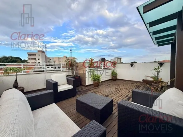Imagem 3: Mobiliado - Lindo sobrado duplex, com terraço, localizado no bairro Braga em São José