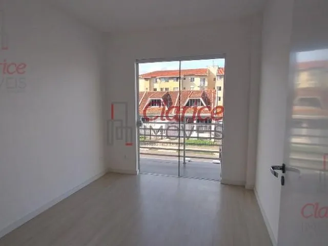 Imagem 8: Sobrado localizado na Cidade Jardim em São José dos Pinhais. Com 149m² de pura
