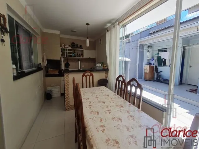 Imagem 10: SOBRADO MOBILIADO CENTRAL COM EDÍCULA, localizado à Travessa Manoel Rio do Prazeres