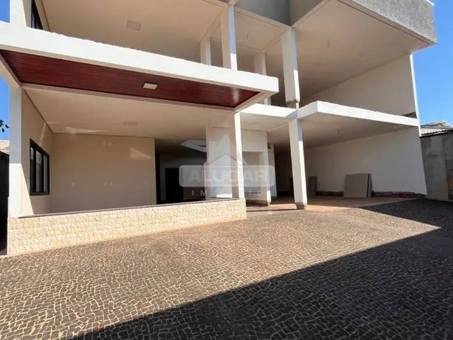 Imagem: Sobrado - 500m² construídos - 303 Sul